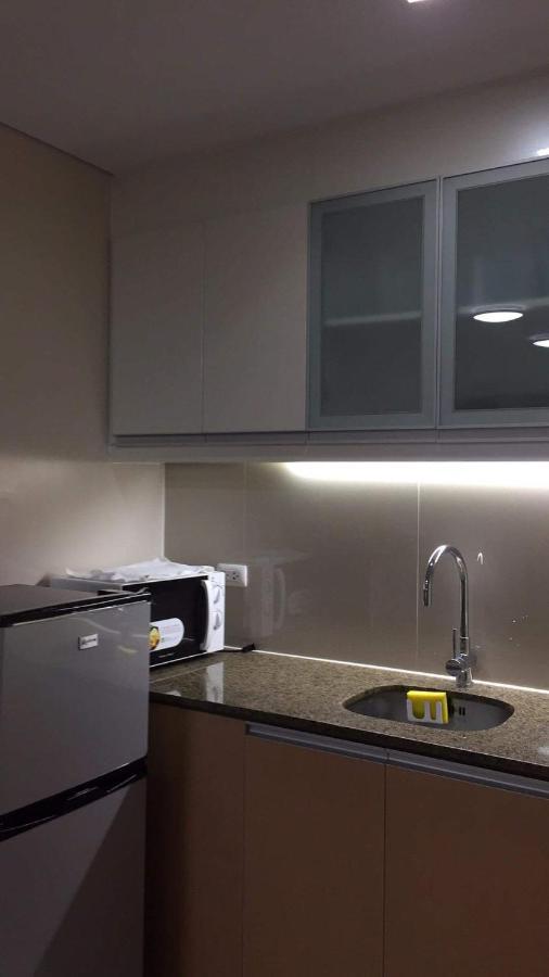 101 Newport Boulevard Pasay Buitenkant foto